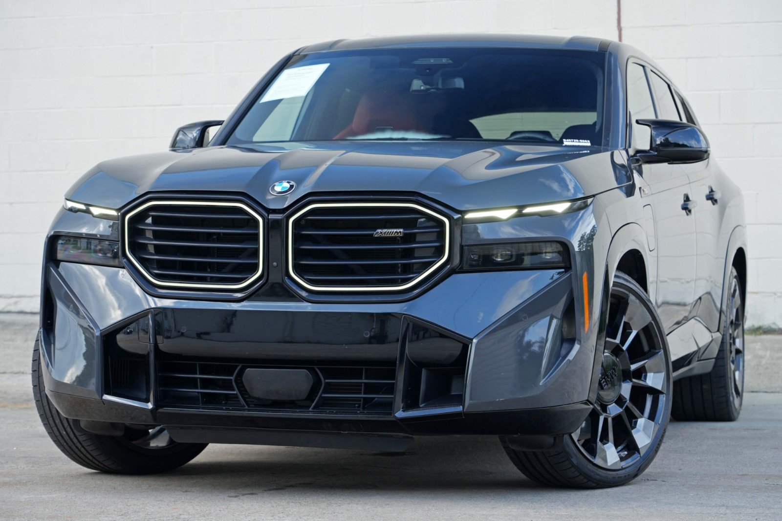 Used 2023 BMW XM AWD/4WD image 3