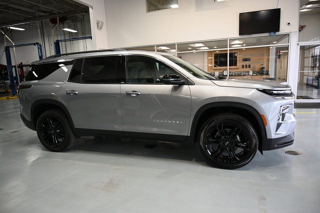 New 2026 Chevrolet Traverse LT w/ Driver Confidence Package image 4