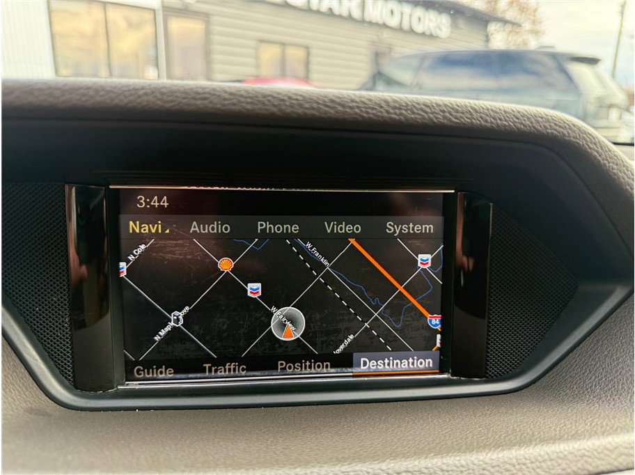 Used 2010 Mercedes-Benz E 350 4MATIC Sedan image 18