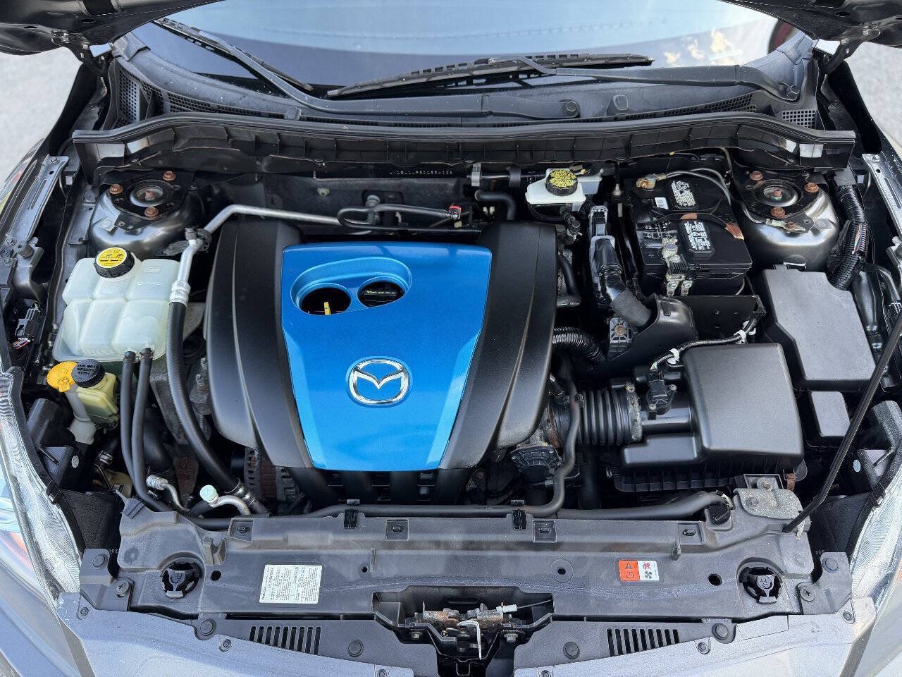 Used 2013 MAZDA MAZDA3 i Touring FWD image 19