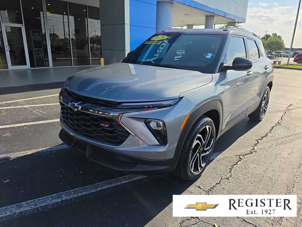 Used 2025 Chevrolet TrailBlazer RS w/ Convenience Package FWD image 1