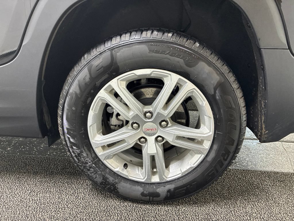 Used 2023 GMC Terrain SLE w/ Driver Convenience Package AWD/4WD image 8