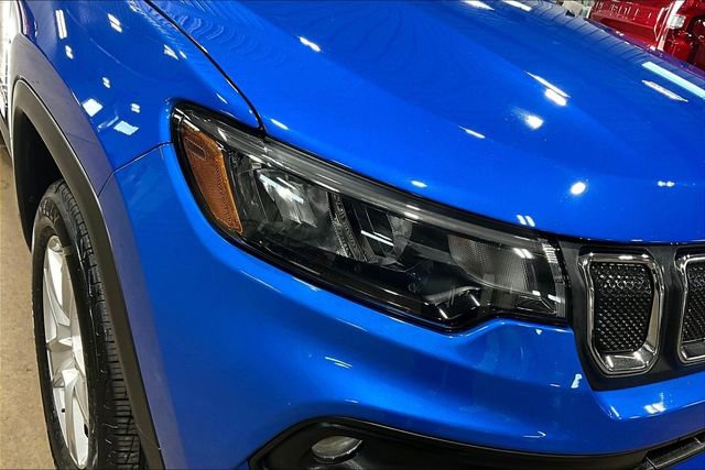 Used 2022 Jeep Compass Latitude AWD/4WD image 29