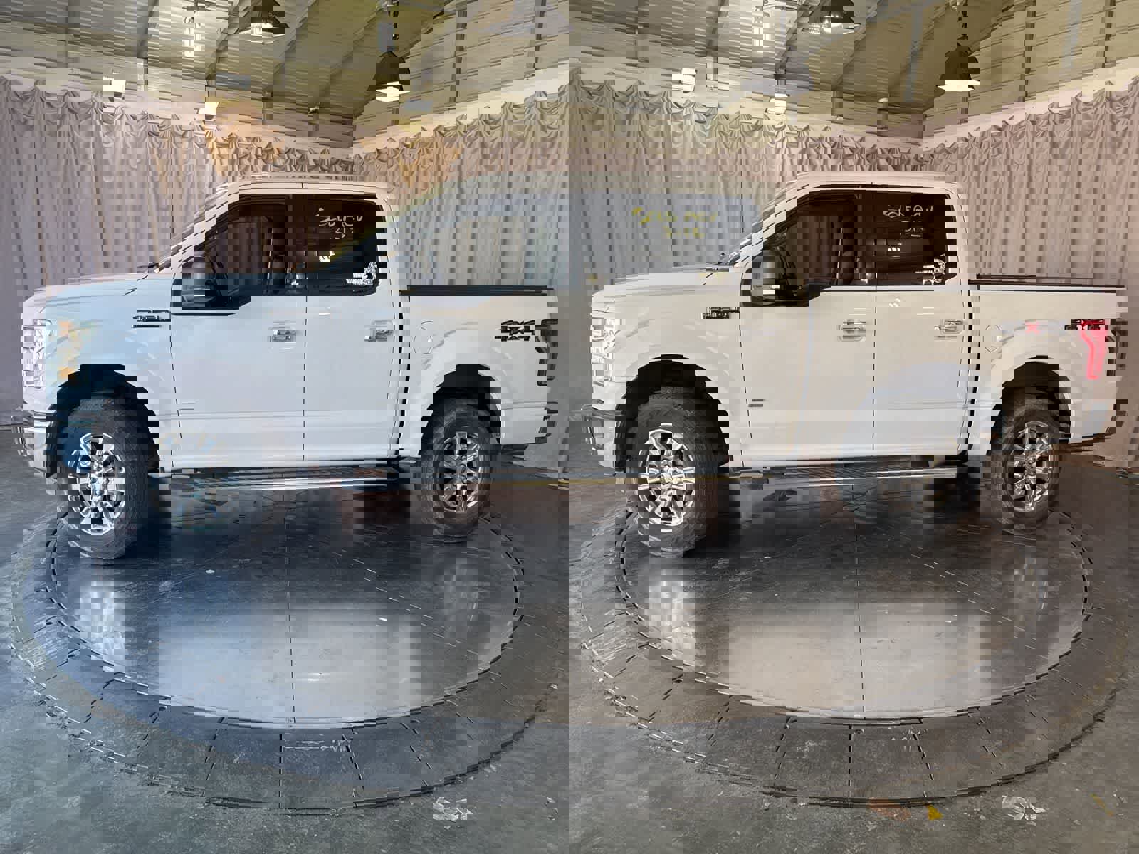 Used 2016 Ford F150 XLT w/ Equipment Group 302A Luxury image 8