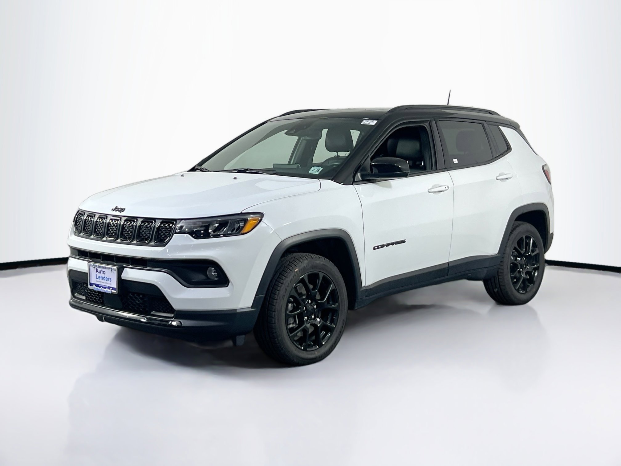 Used 2023 Jeep Compass Altitude w/ Sun and Sound Group image 1