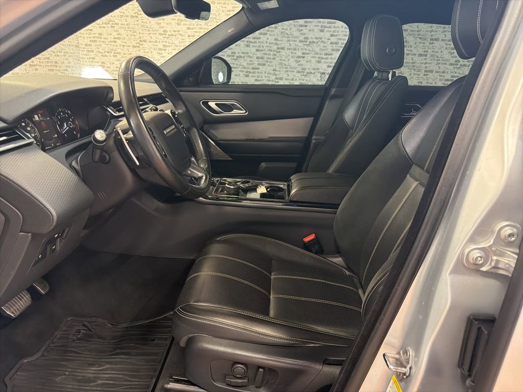 Used 2020 Land Rover Range Rover Velar R-Dynamic S image 24