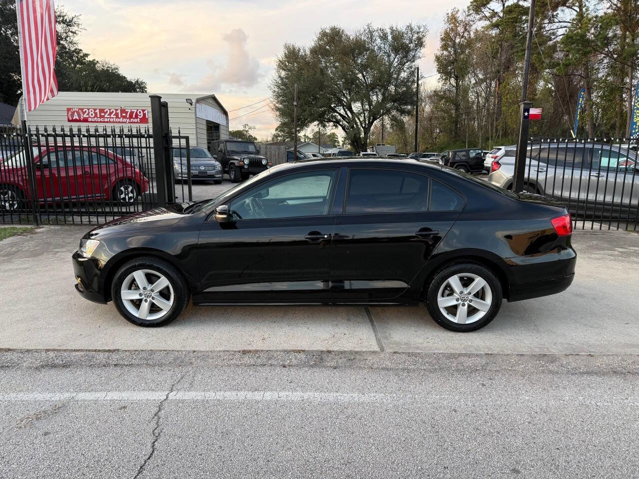 Used 2012 Volkswagen Jetta TDI image 9