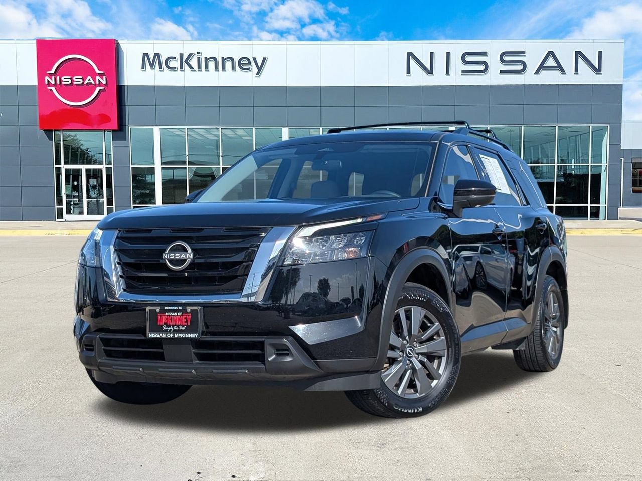 Used 2023 Nissan Pathfinder SV