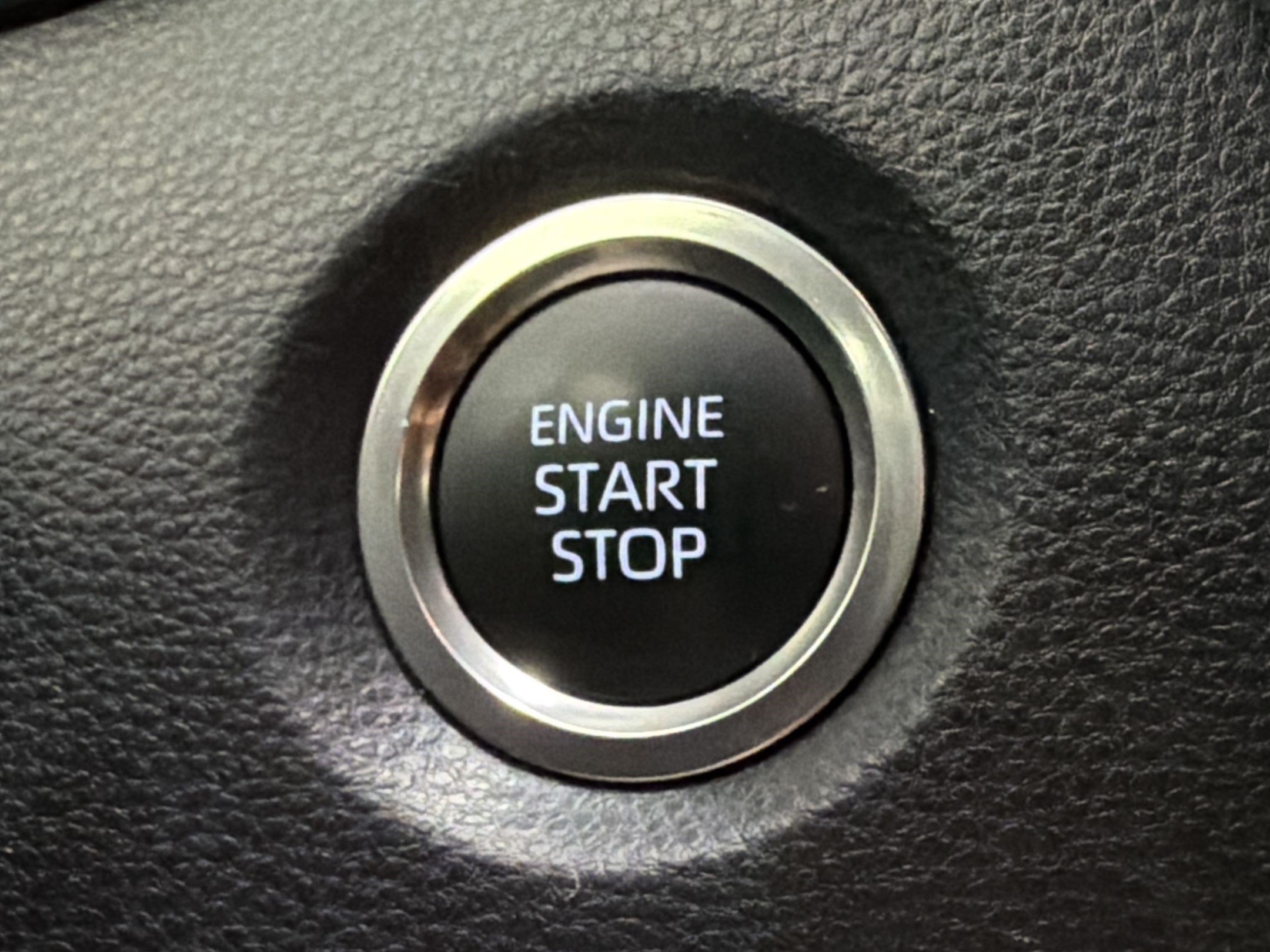 Used 2025 Toyota Corolla SE FWD image 16