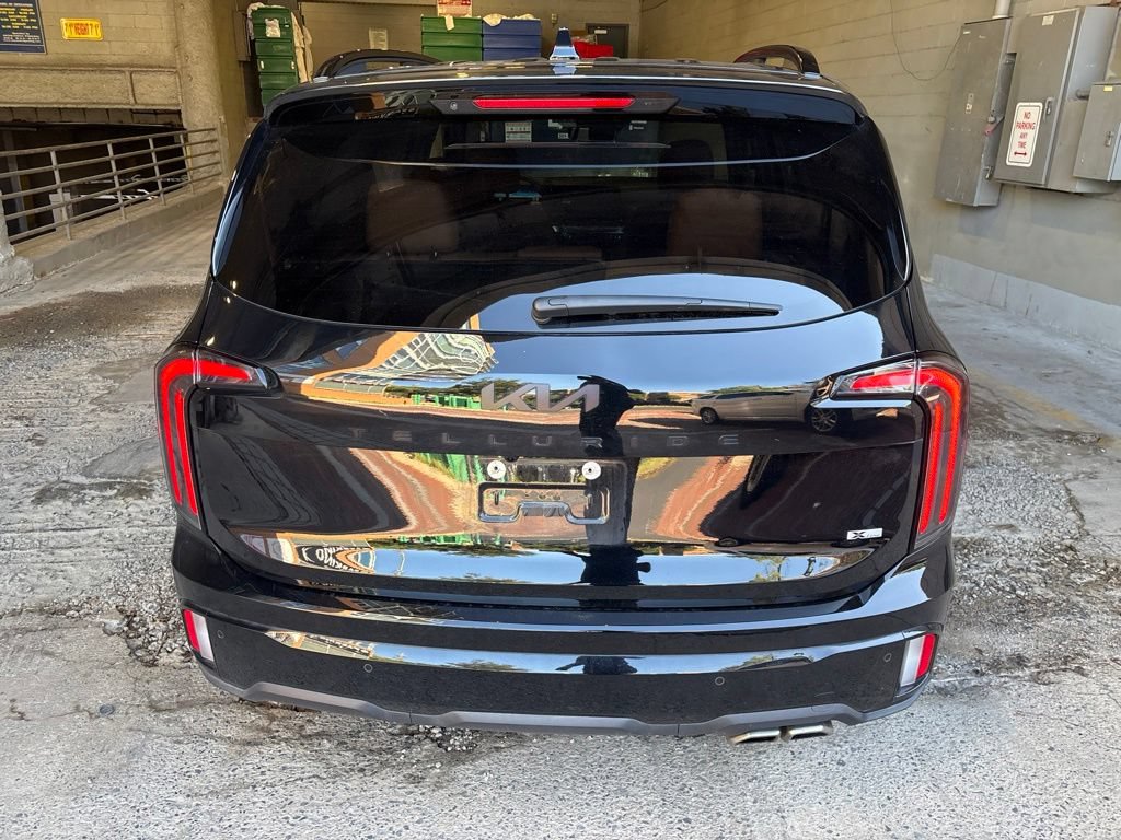 Certified 2025 Kia Telluride SX Prestige X-Line AWD/4WD image 4