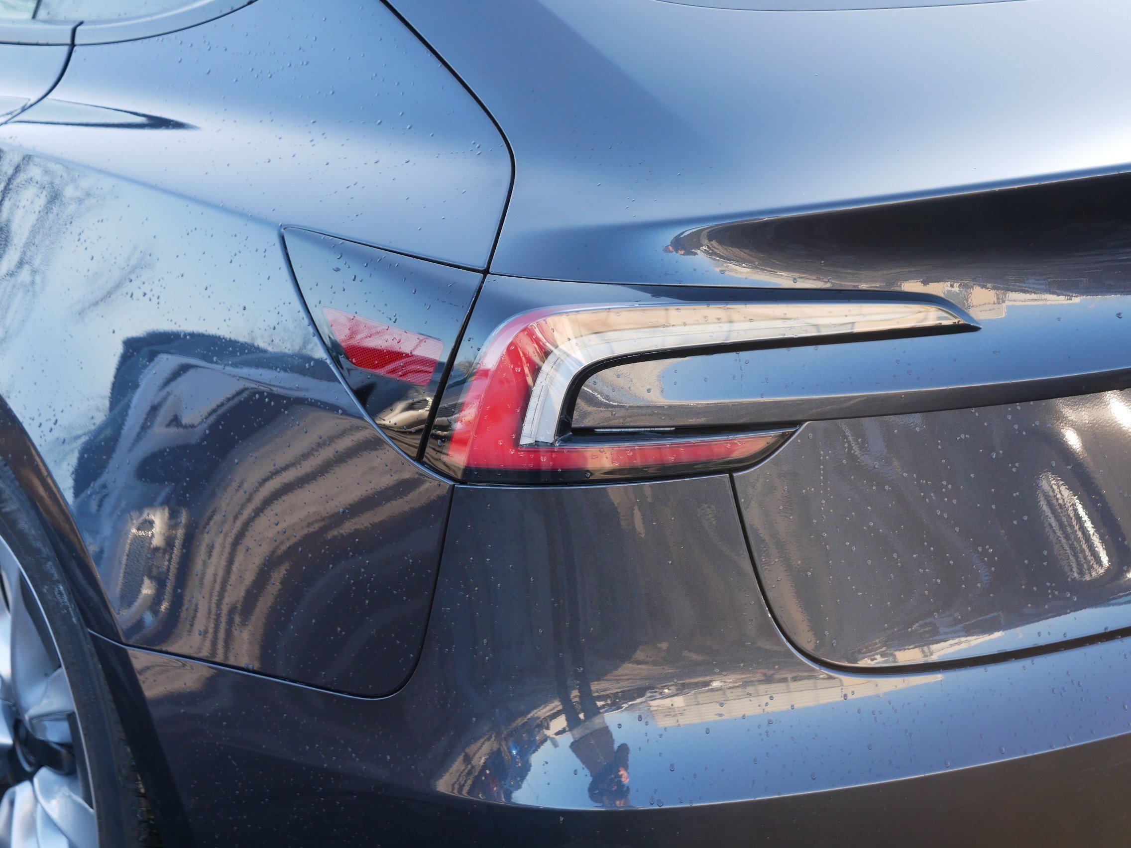 Used 2024 Tesla Model 3 Long Range image 17