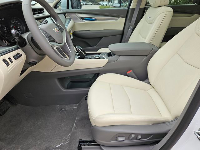 New 2025 Cadillac XT5 Premium Luxury w/ Technology Package image 11