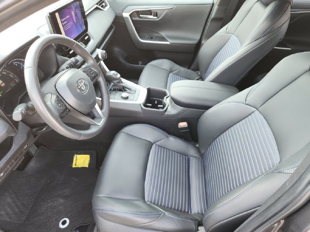 Certified 2025 Toyota RAV4 XSE AWD/4WD image 11