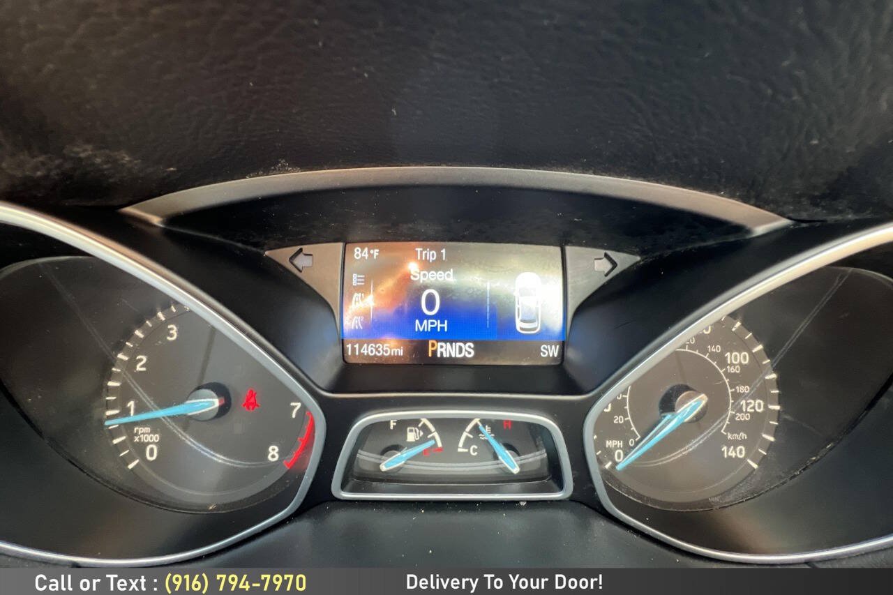 Used 2016 Ford Focus SE w/ SE Sport Package FWD image 20