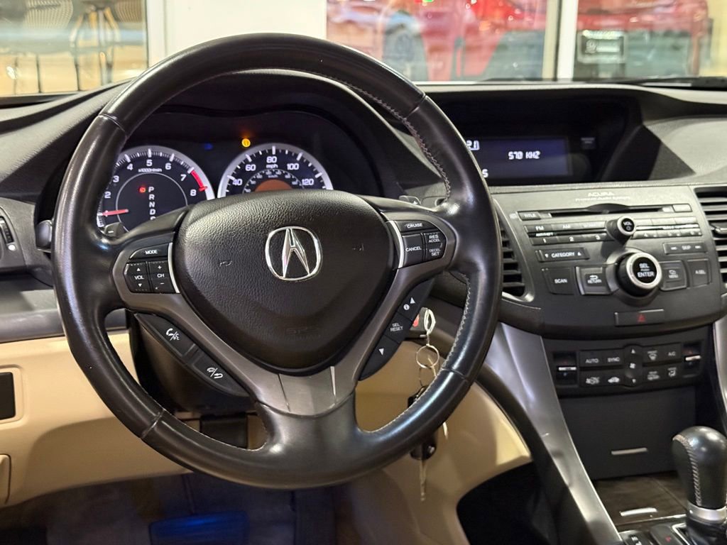 Used 2013 Acura TSX Sedan image 32