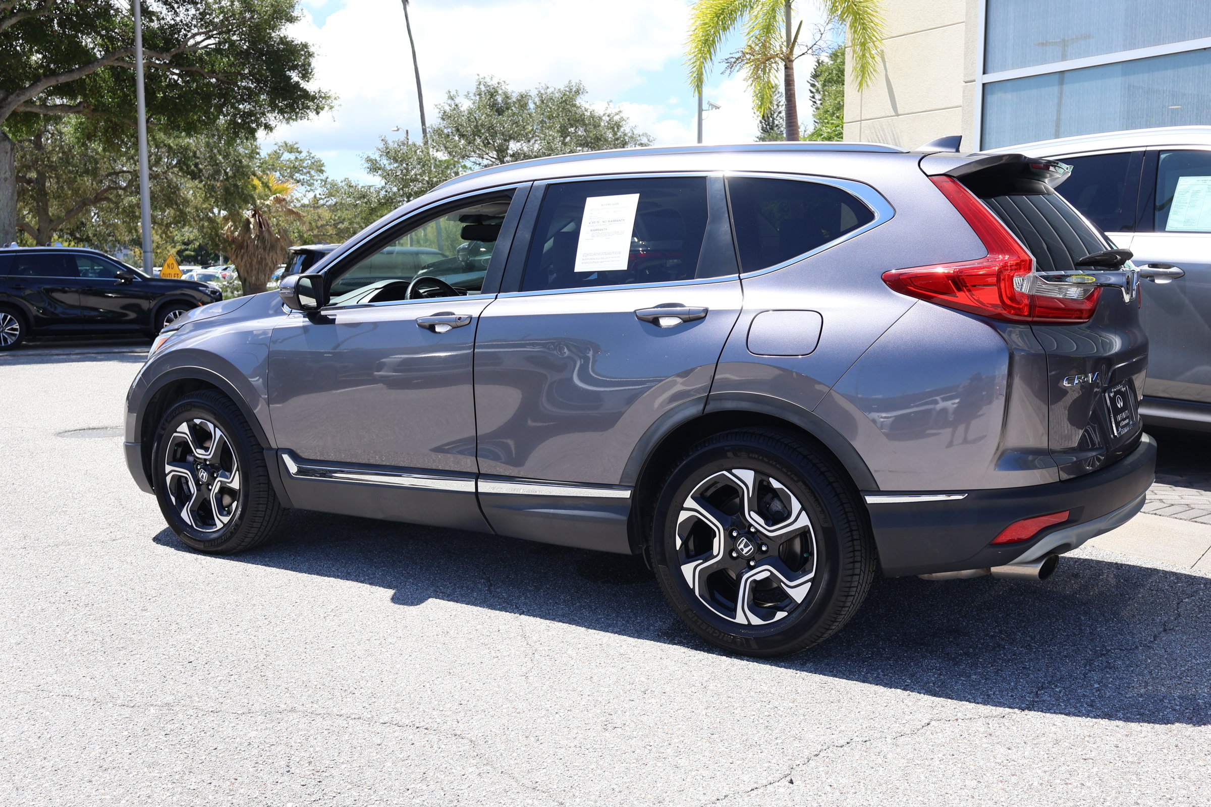 Used 2018 Honda CR-V Touring image 7