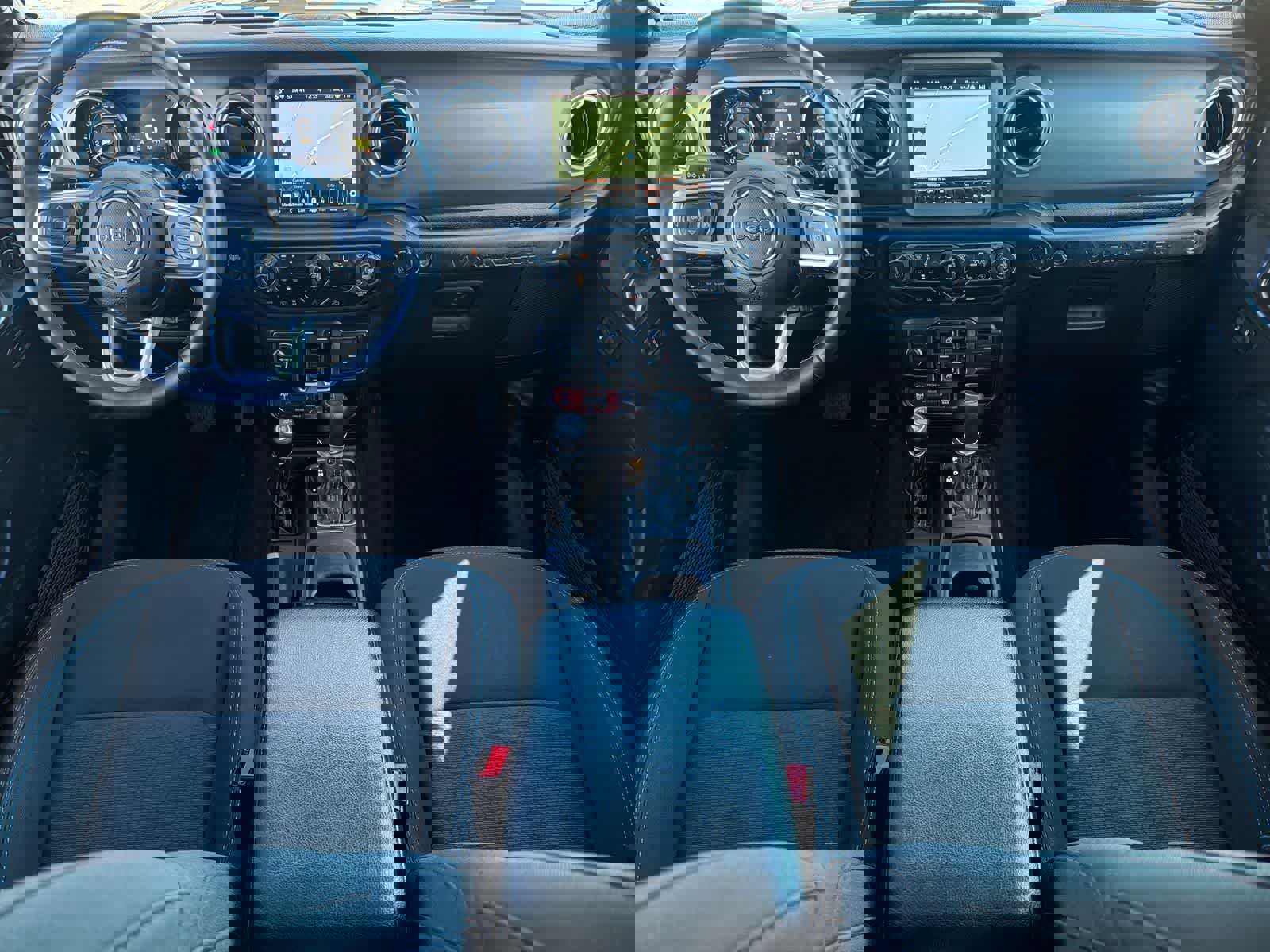 Used 2022 Jeep Wrangler Unlimited Rubicon 4xe w/ Cold Weather Group image 16