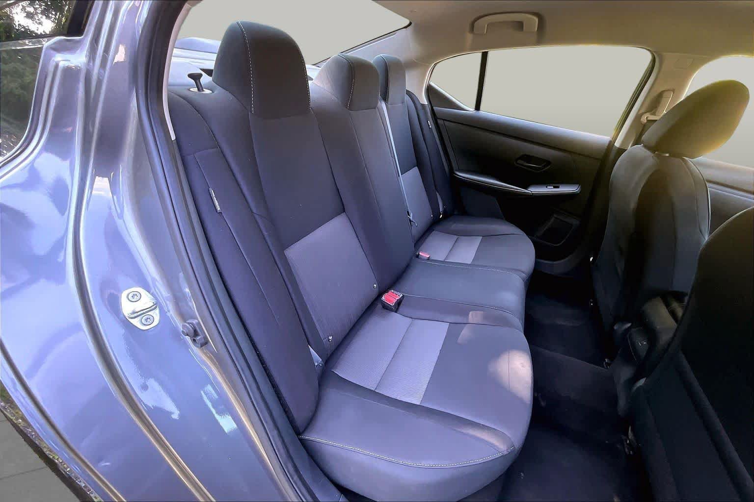 Used 2024 Nissan Sentra SV FWD image 21