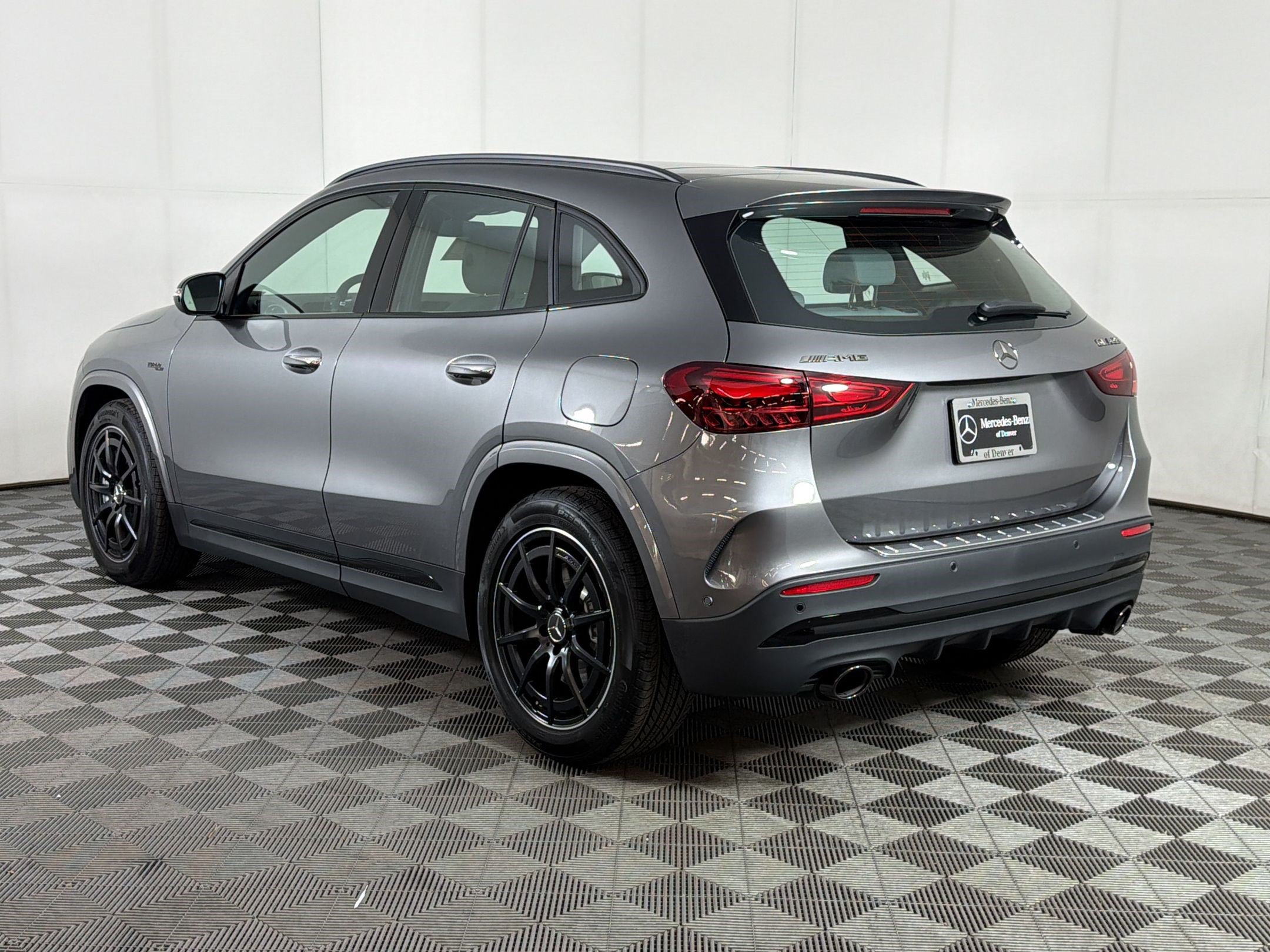 New 2026 Mercedes-Benz GLA 35 AMG 4MATIC image 3