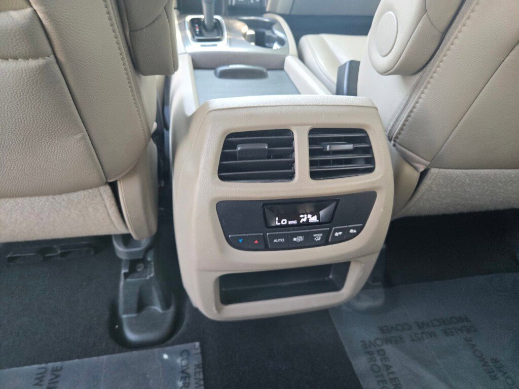 Certified 2017 Honda Pilot EX-L image 16