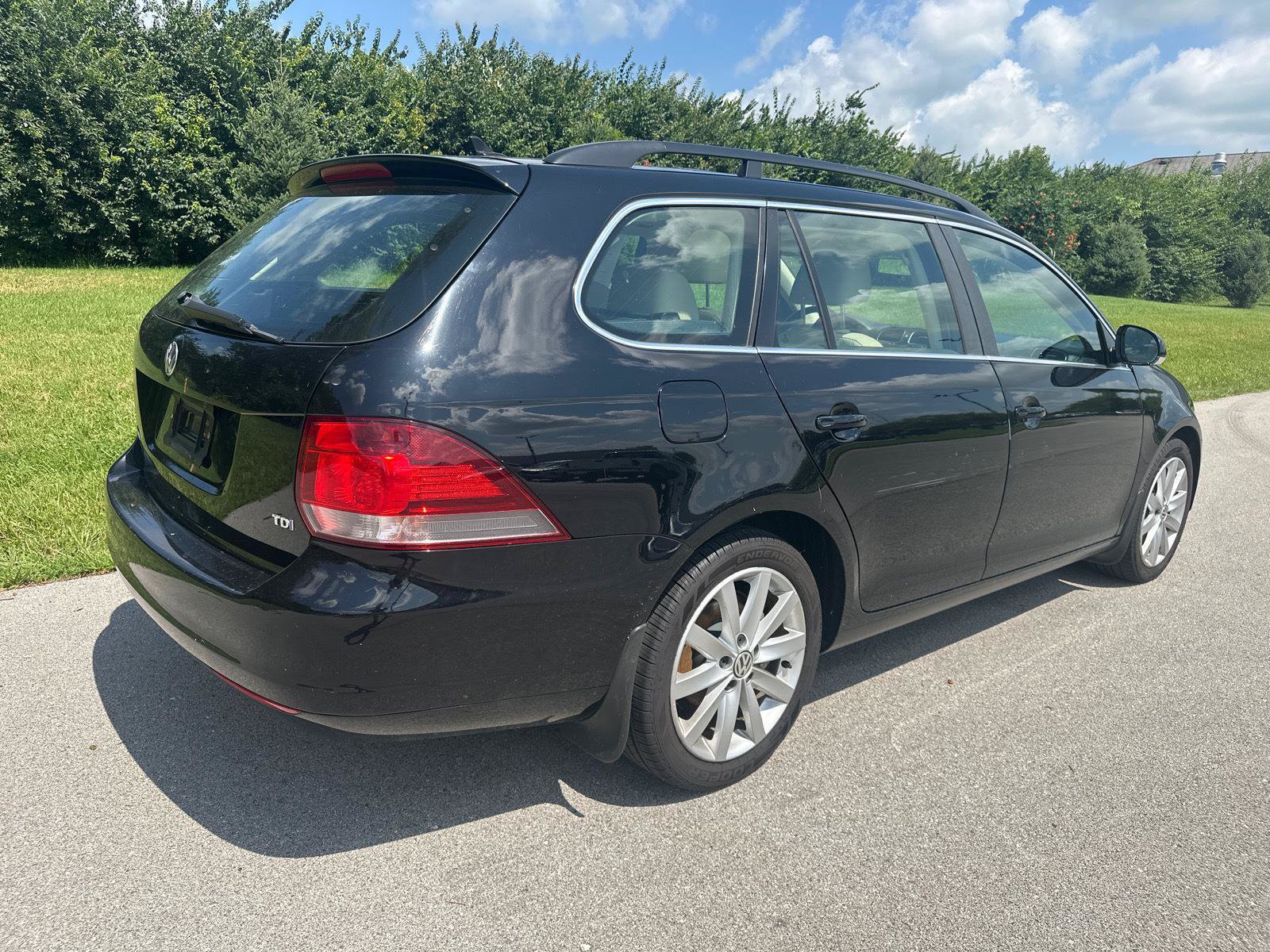 Used 2014 Volkswagen Jetta TDI FWD image 14