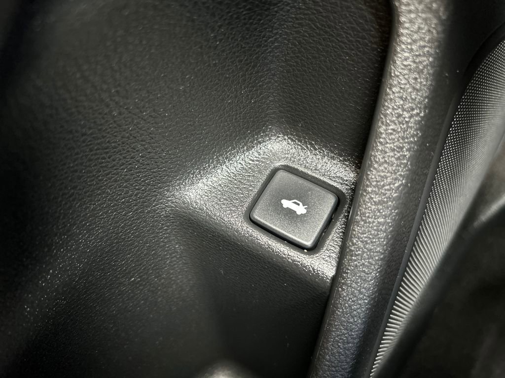 Used 2020 Honda Civic Sport image 31