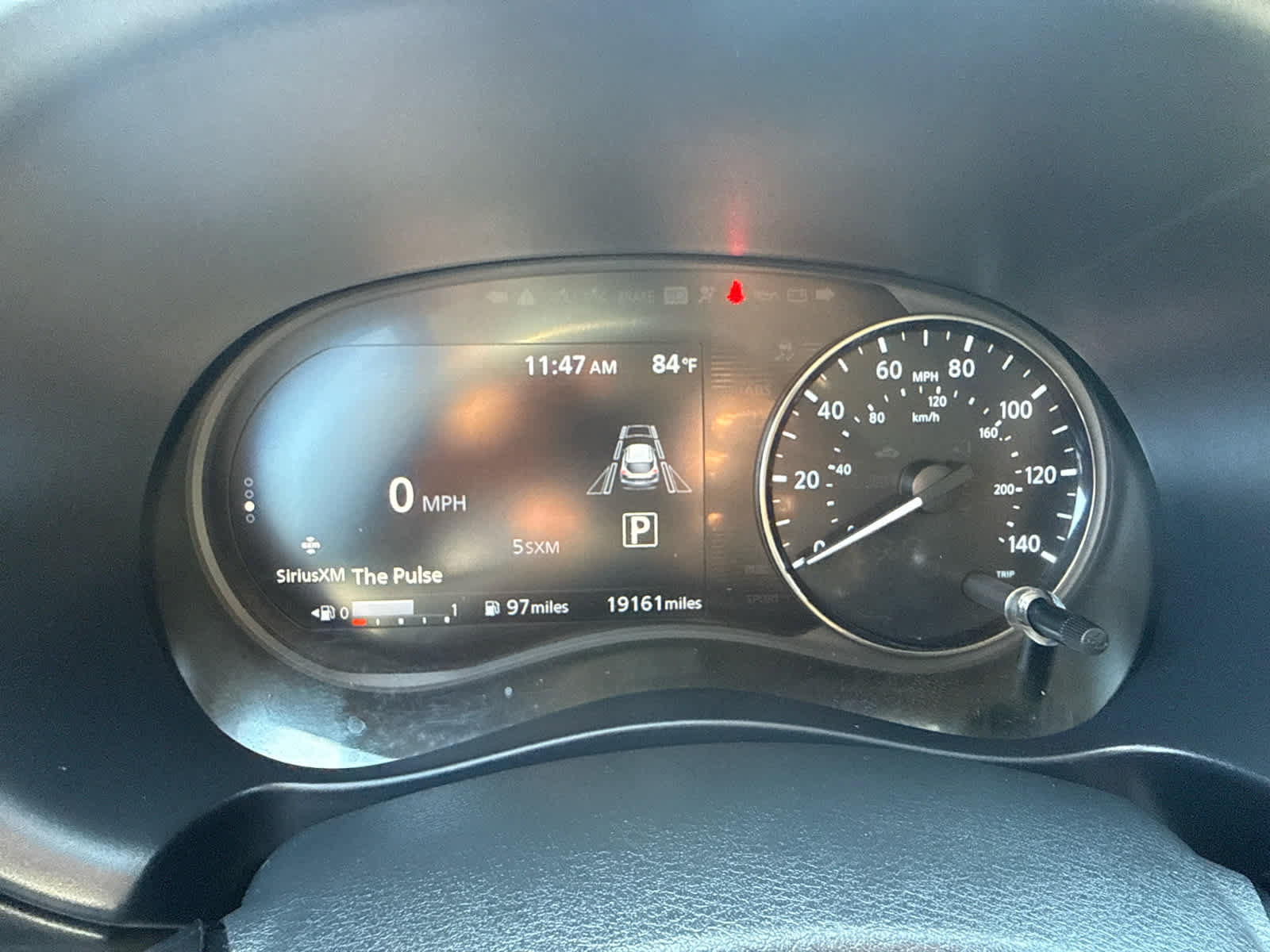 Used 2023 Nissan Kicks SR w/ Interior Electronics Package FWD image 16