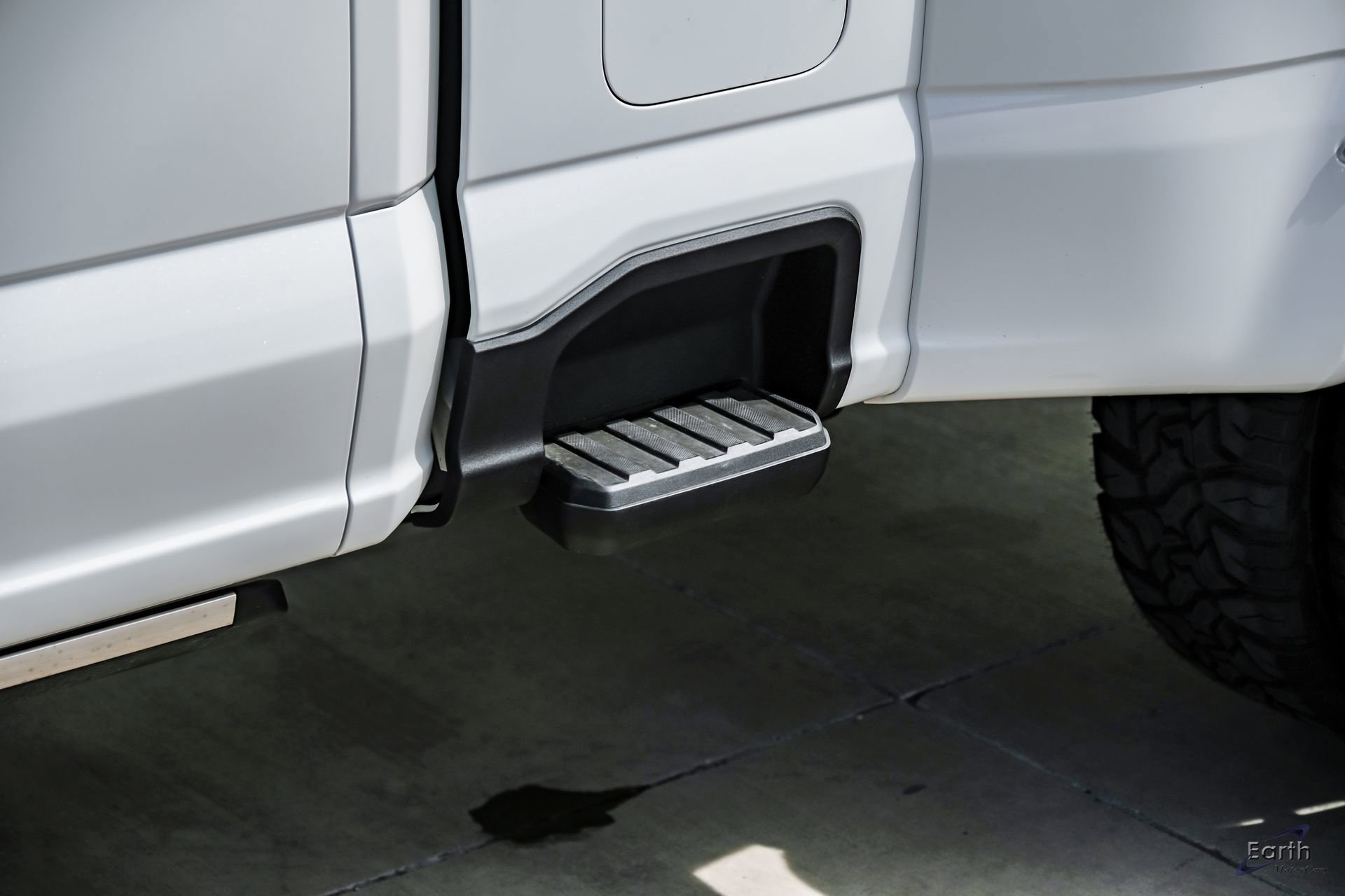 Used 2026 Ford F450 Platinum w/ FX4 Off-Road Package image 23