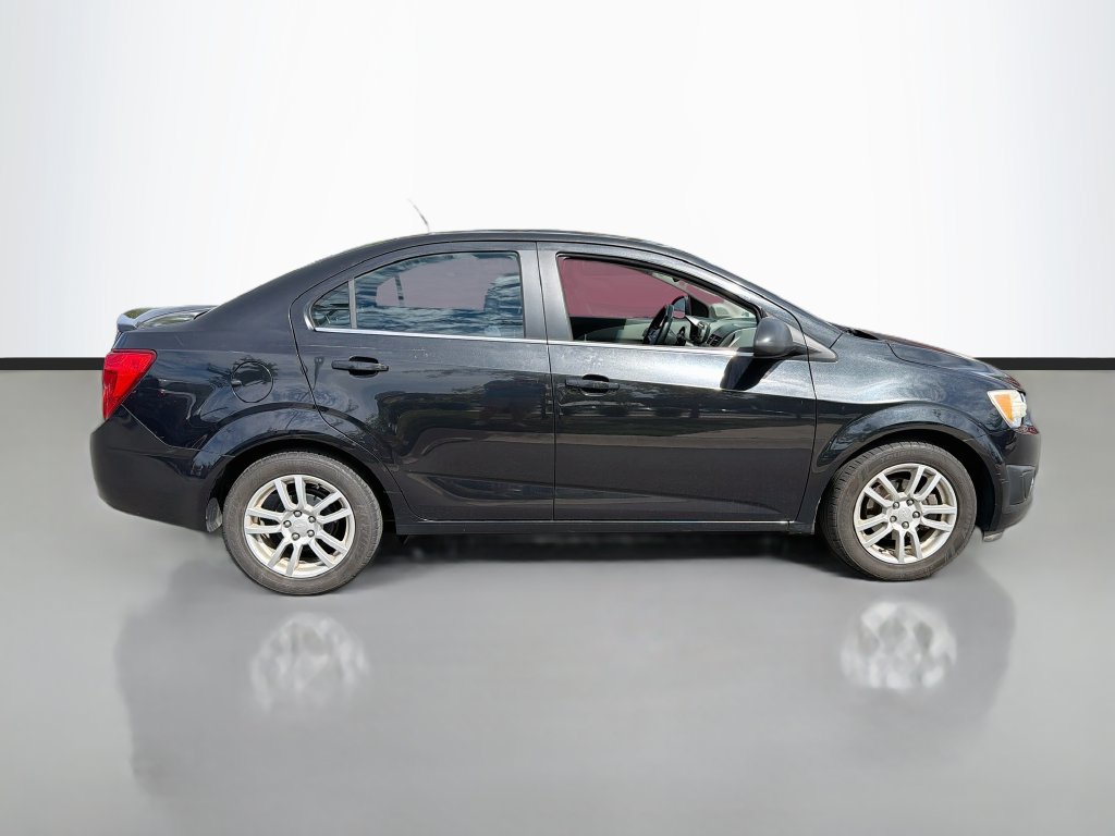 Used 2013 Chevrolet Sonic LT w/ Wheels and Fog Lamp Package FWD image 4
