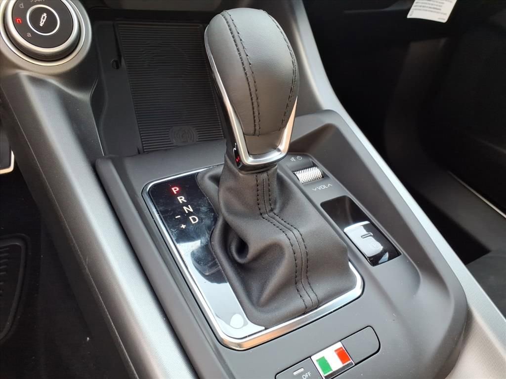 New 2025 Alfa Romeo Tonale AWD/4WD image 22