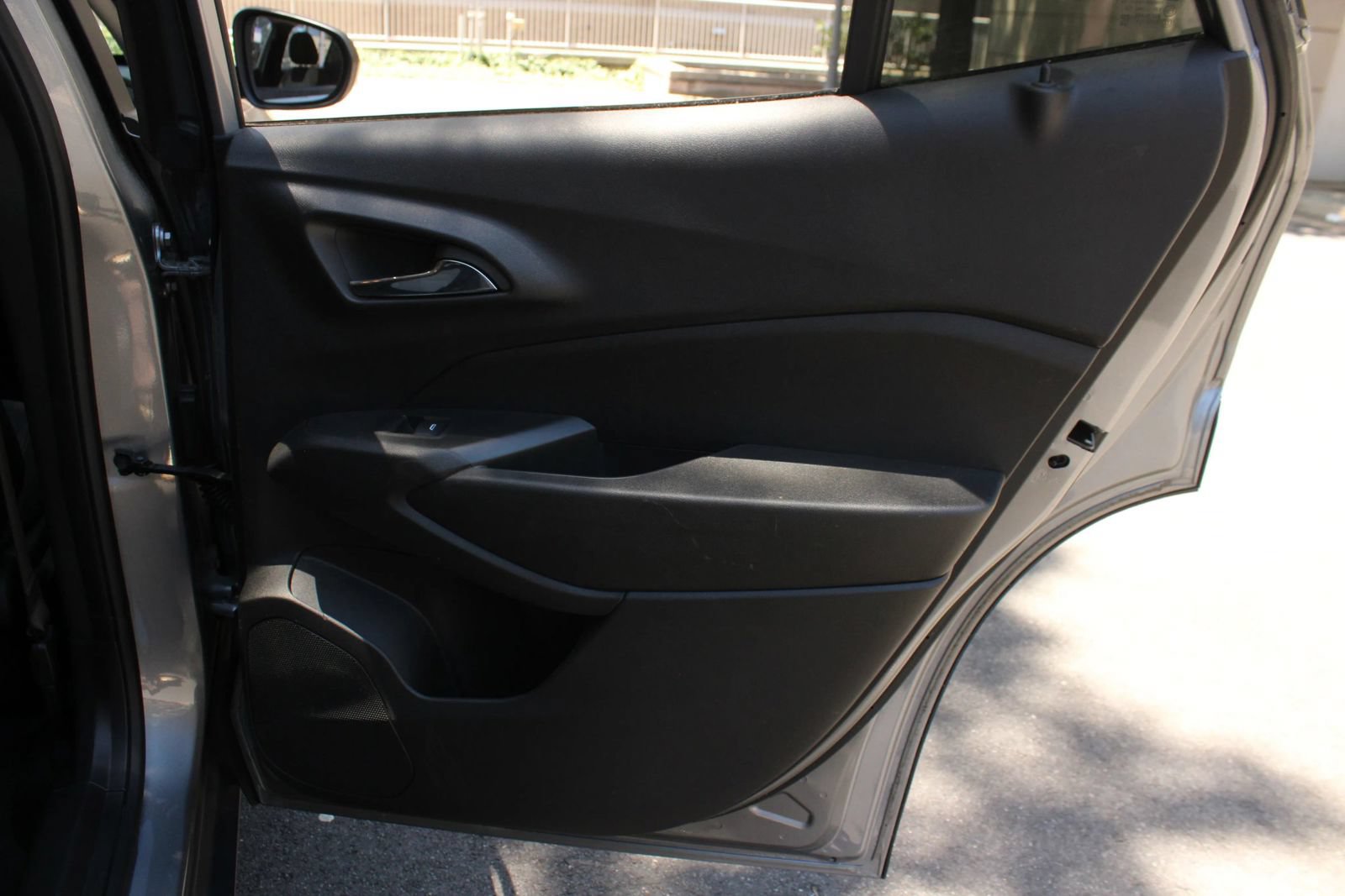 Used 2024 Chevrolet Trax LS w/ Driver Confidence Package FWD image 23