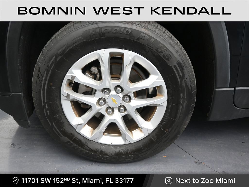 Used 2020 Chevrolet Traverse LS image 9