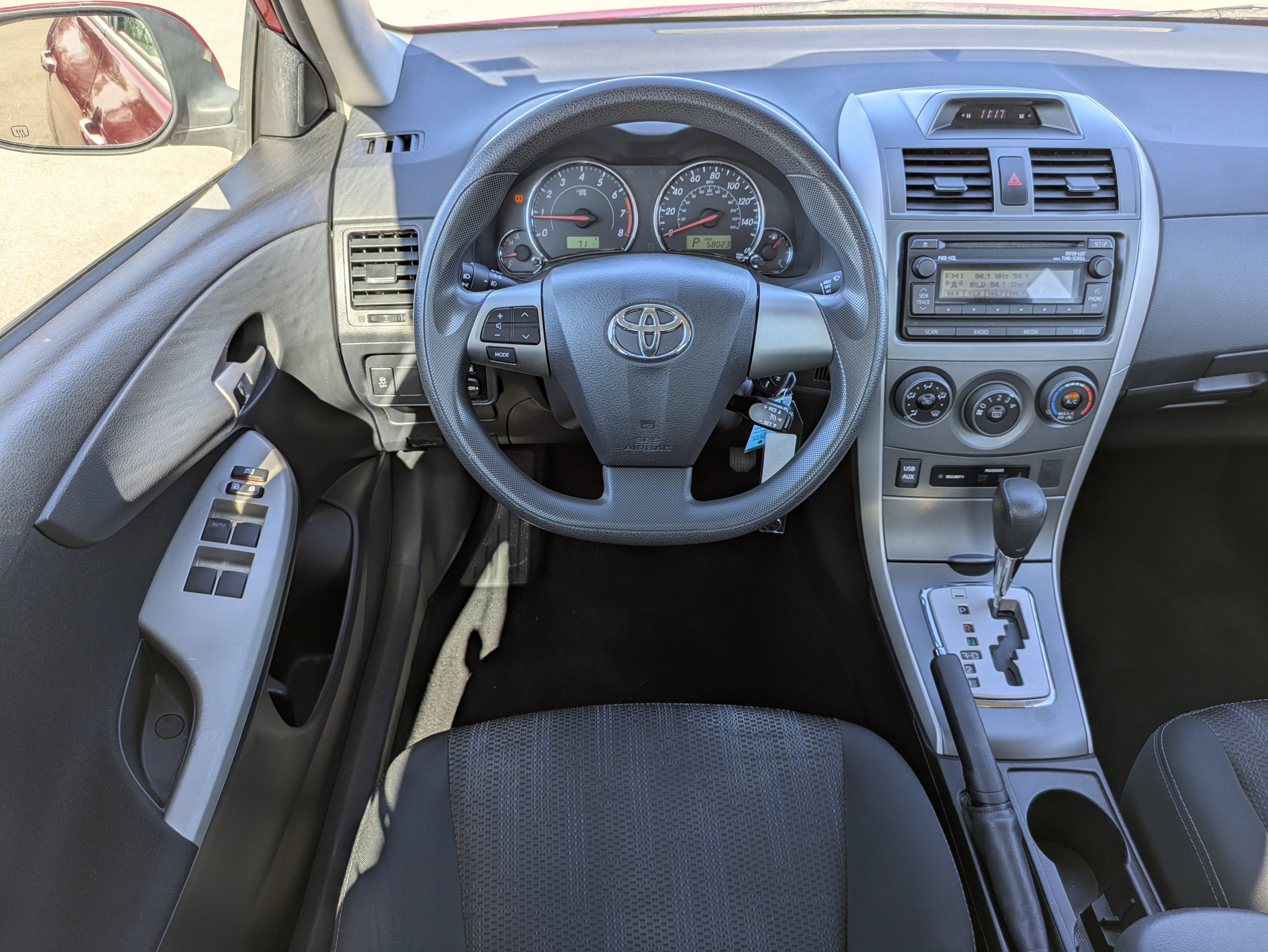 Used 2012 Toyota Corolla L image 16