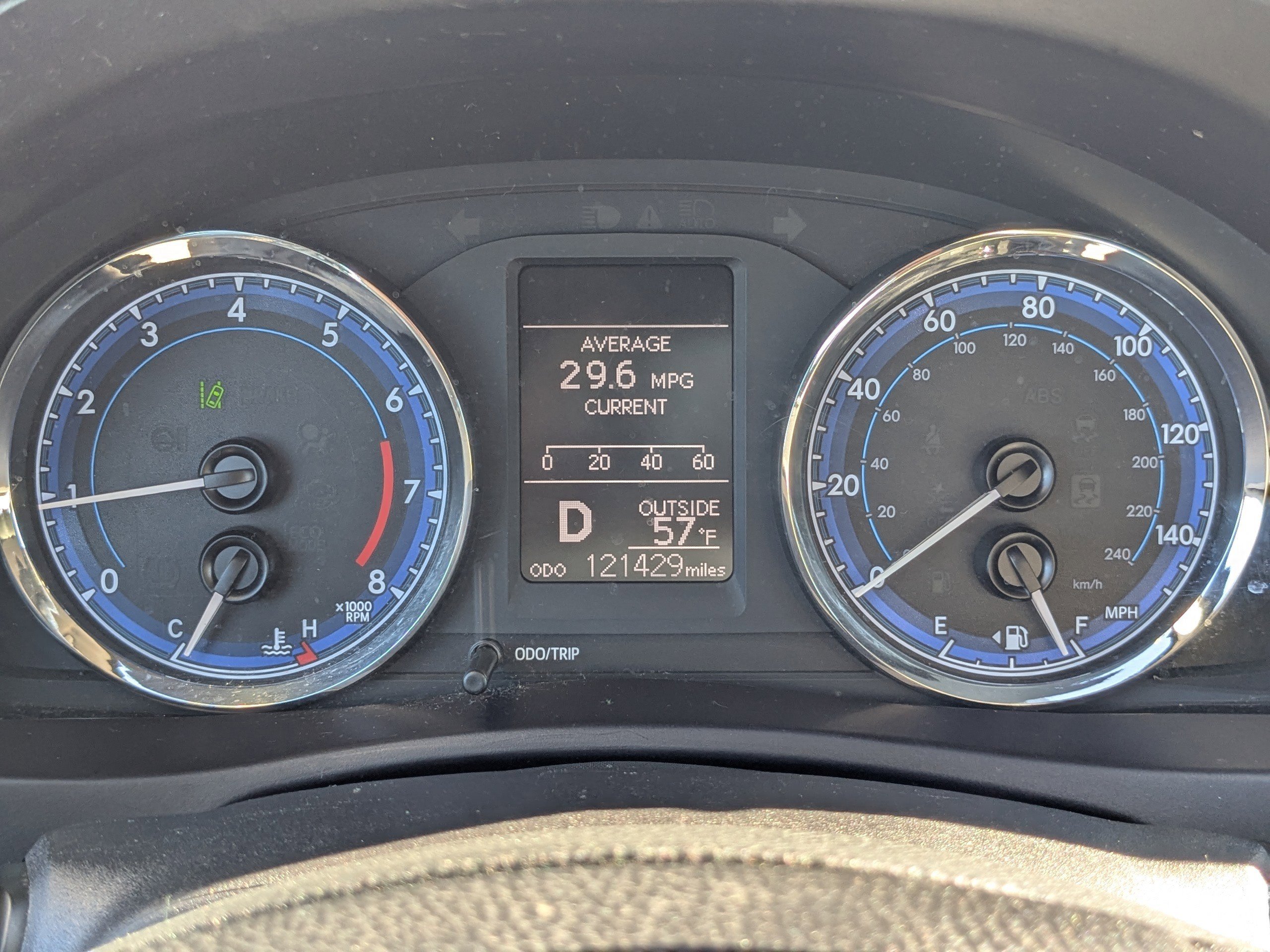 Used 2017 Toyota Corolla LE image 24