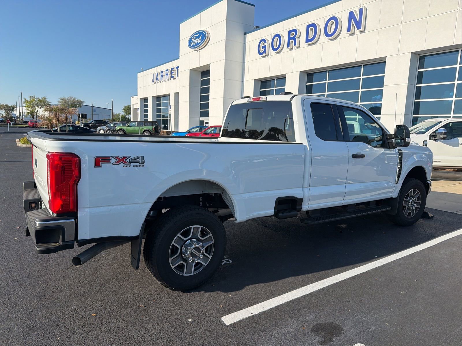 Used 2025 Ford F350 XLT w/ FX4 Off-Road Package image 10