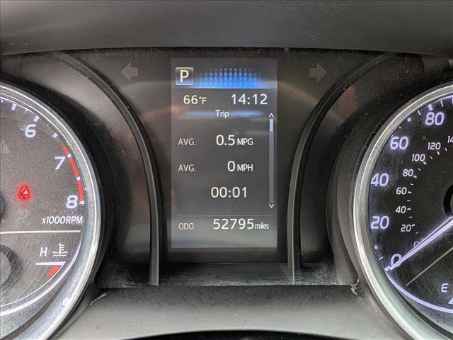 Used 2020 Toyota Camry SE image 11