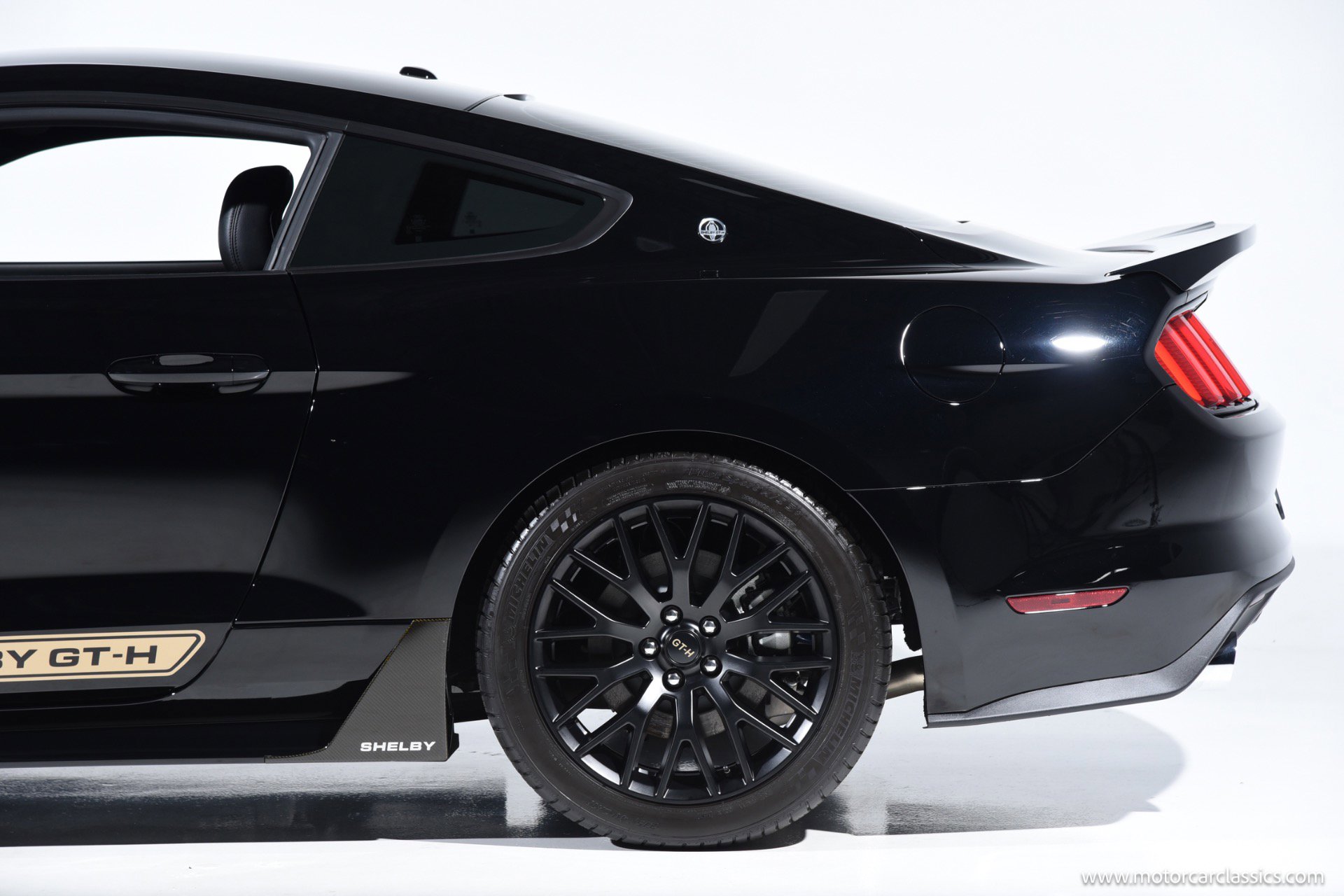 Used 2016 Ford Mustang GT Premium RWD image 18