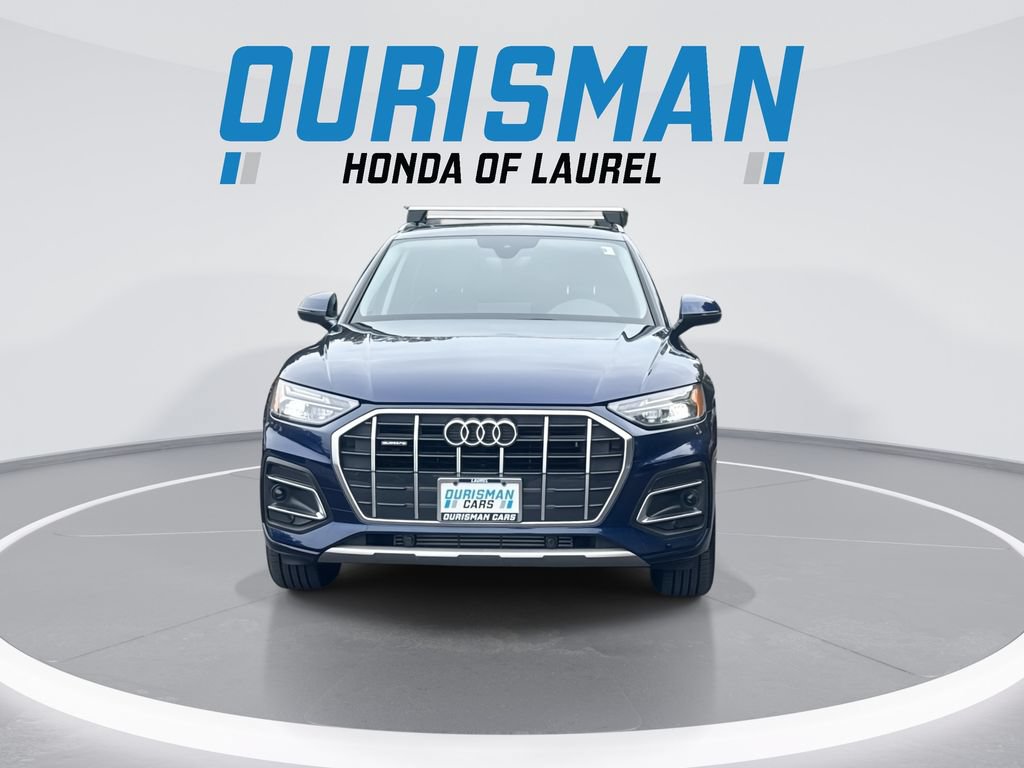 Used 2023 Audi Q5 2.0T Premium w/ Convenience Package AWD/4WD image 3