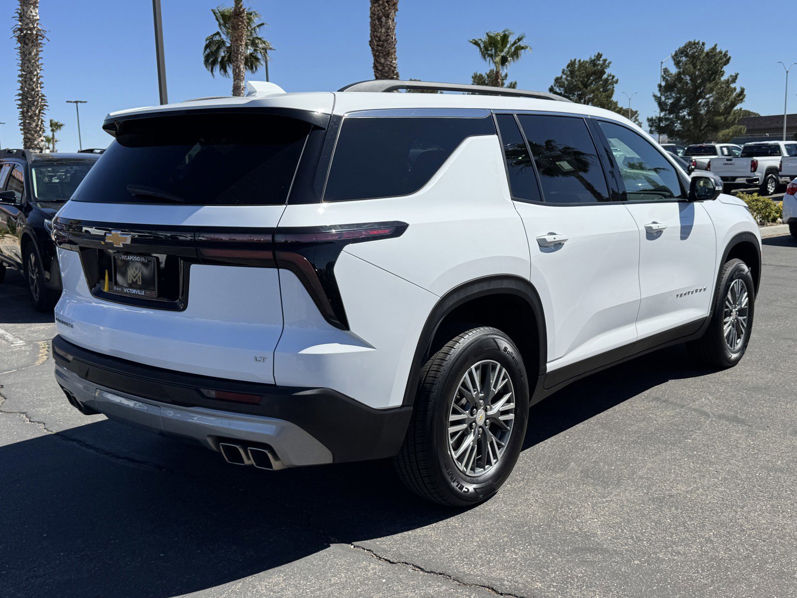 Used 2024 Chevrolet Traverse LT image 6