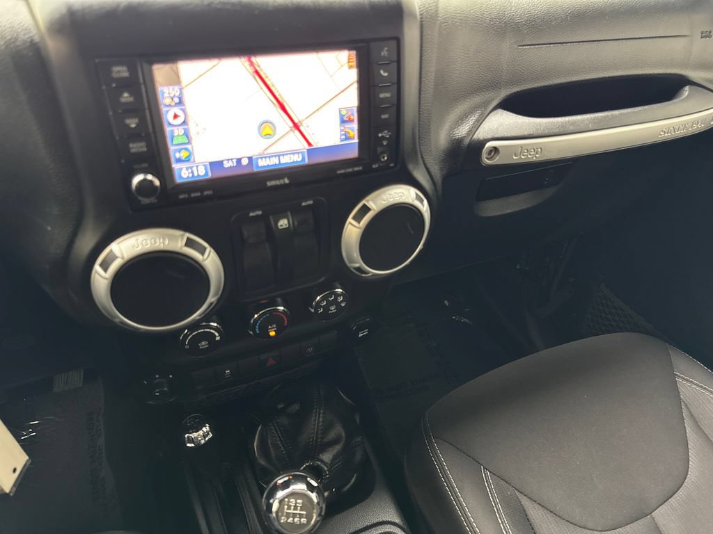 Used 2014 Jeep Wrangler Rubicon w/ Power Convenience Group AWD/4WD image 53