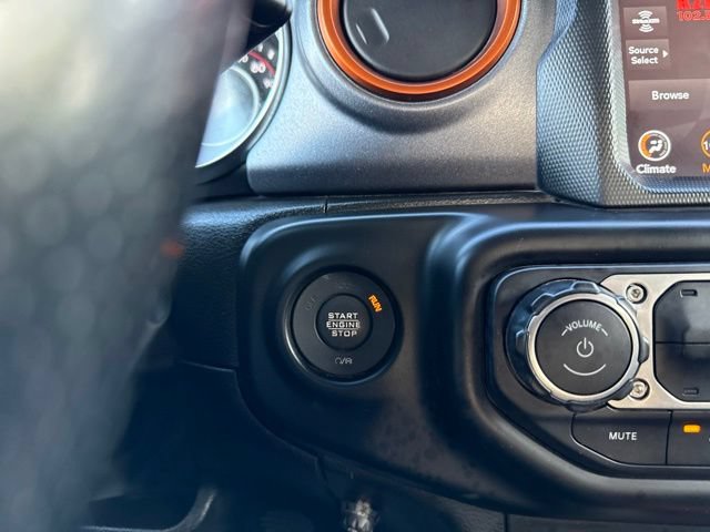 Used 2022 Jeep Gladiator Mojave w/ Trailer Tow Package AWD/4WD image 26