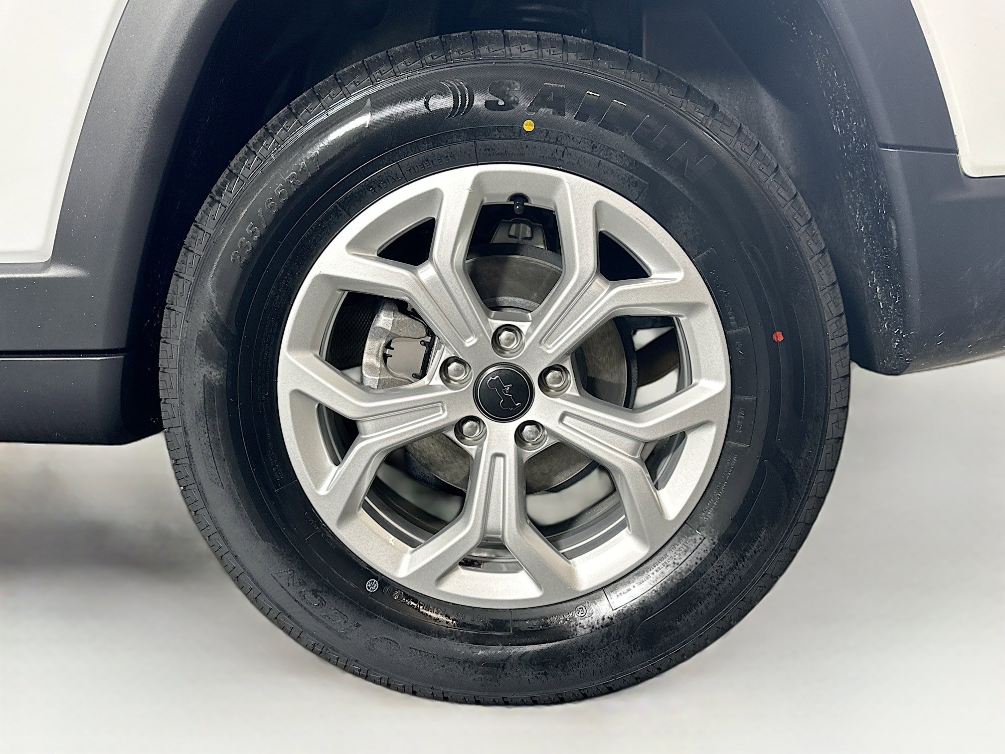 Used 2025 Jeep Compass Latitude image 11