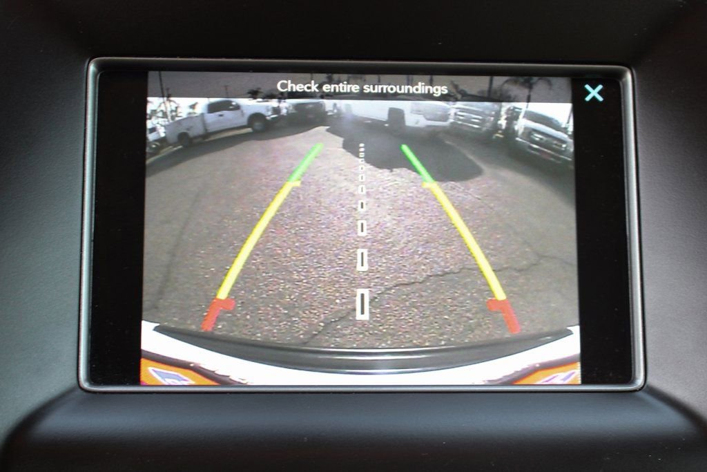 Used 2020 Jeep Grand Cherokee Laredo image 32