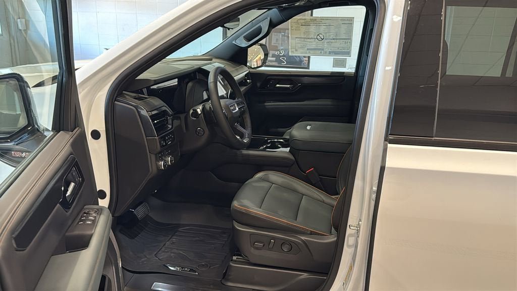 New 2026 GMC Yukon XL AT4 w/ AT4 Premium Package AWD/4WD image 23