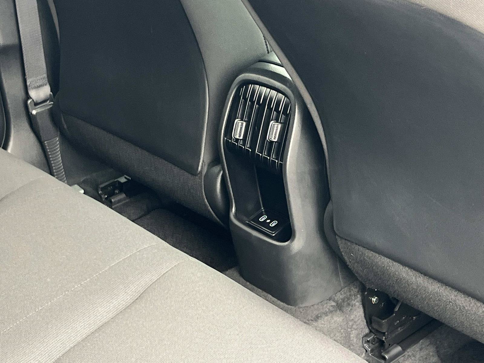 Used 2024 Hyundai Kona SEL w/ Convenience Package FWD image 32