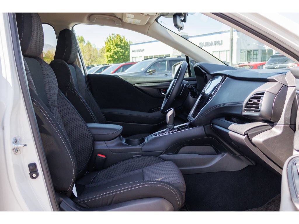 Certified 2025 Subaru Outback Premium AWD/4WD image 11