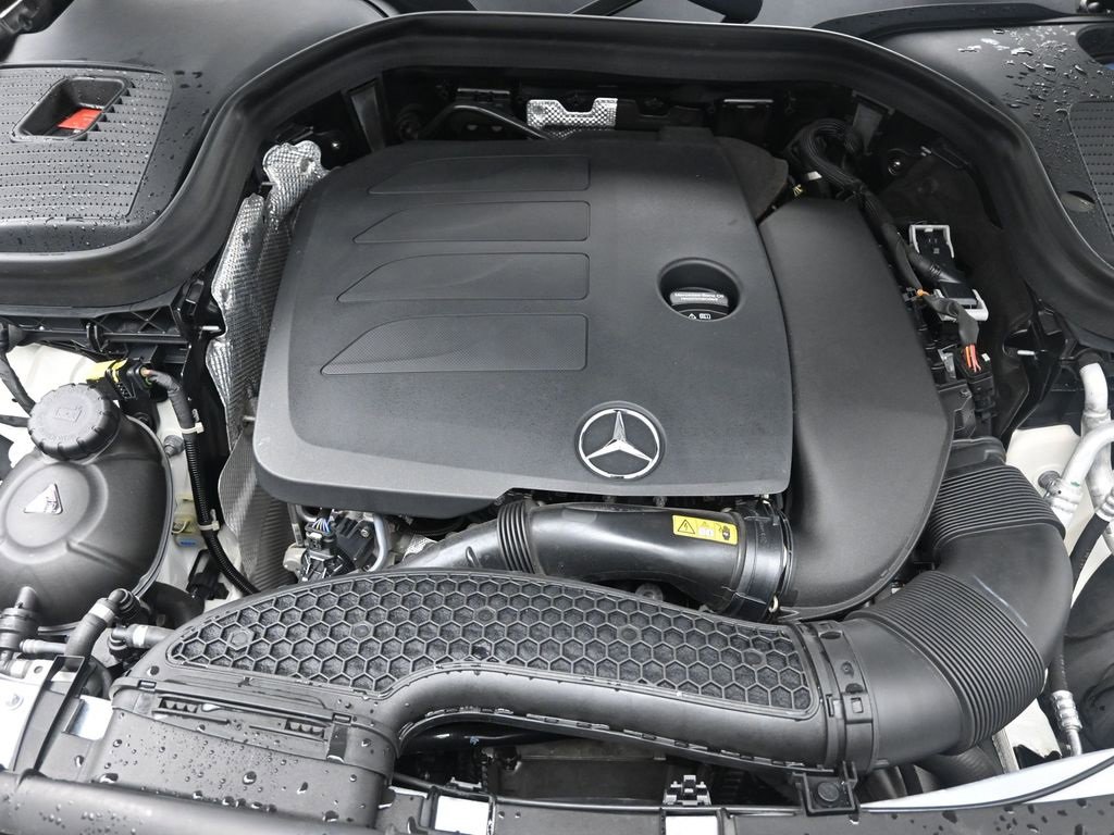 Used 2022 Mercedes-Benz GLC 300 w/ Premium Package Lite image 29