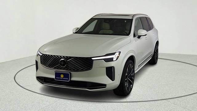 New 2026 Volvo XC90 B6 Plus w/ Protection Package AWD/4WD image 2