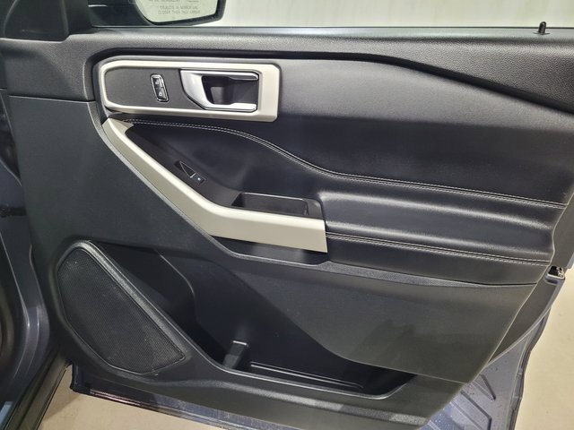 Used 2021 Ford Explorer XLT image 63