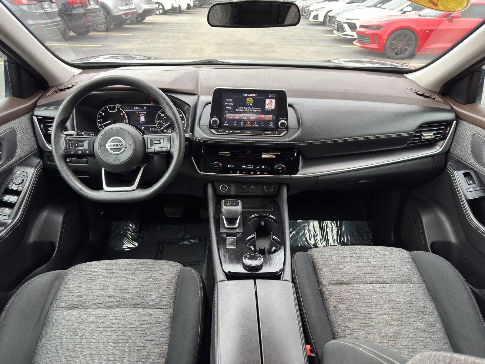 Used 2021 Nissan Rogue SV AWD/4WD image 31